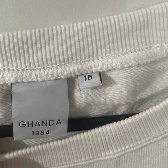 White ghanda jumper - Picture 3 of 3